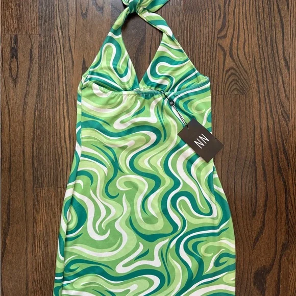 Green Swirl Halter Dress - Picture 2 of 3